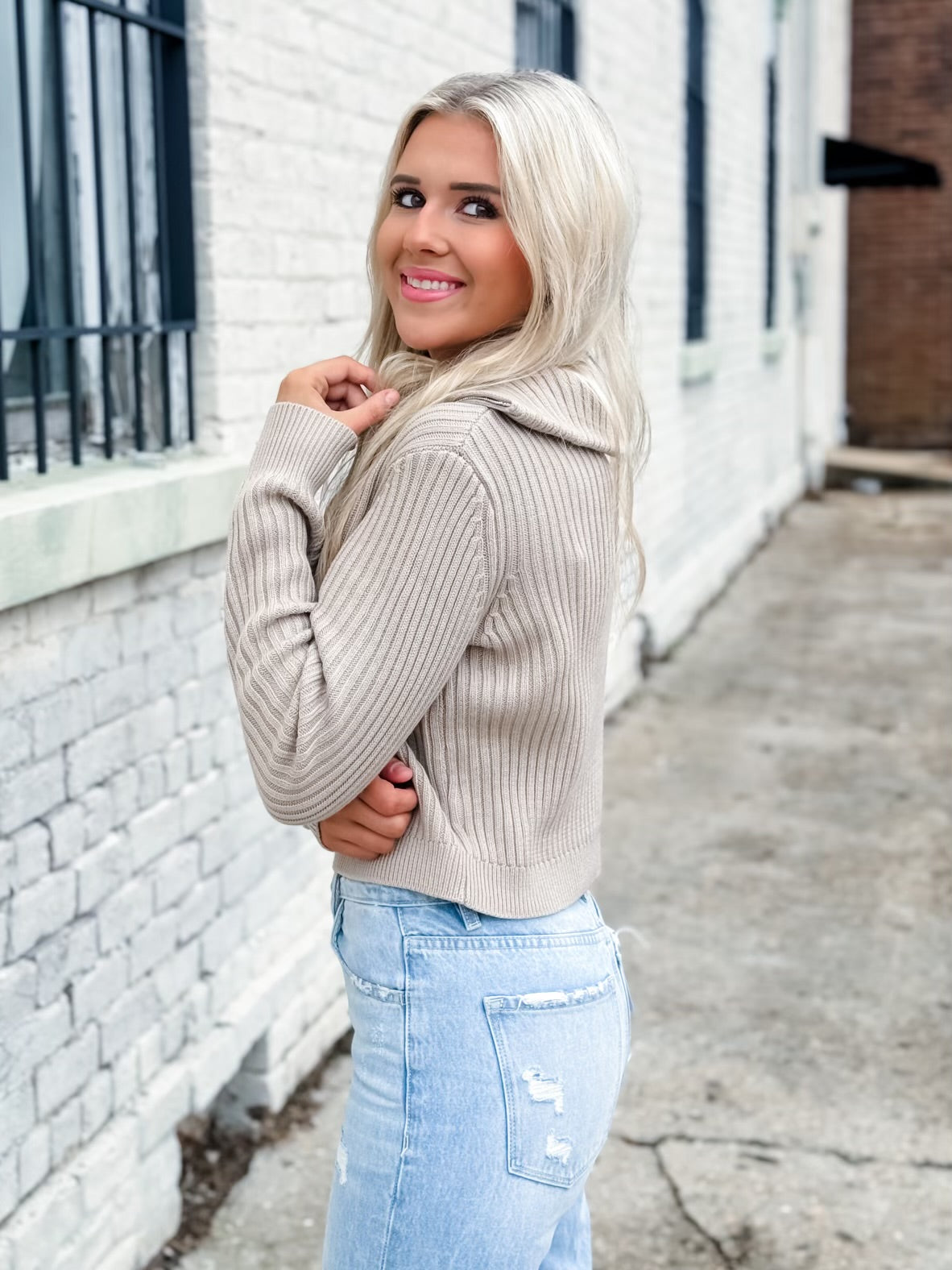Pumpkin Latte Cropped Pullover