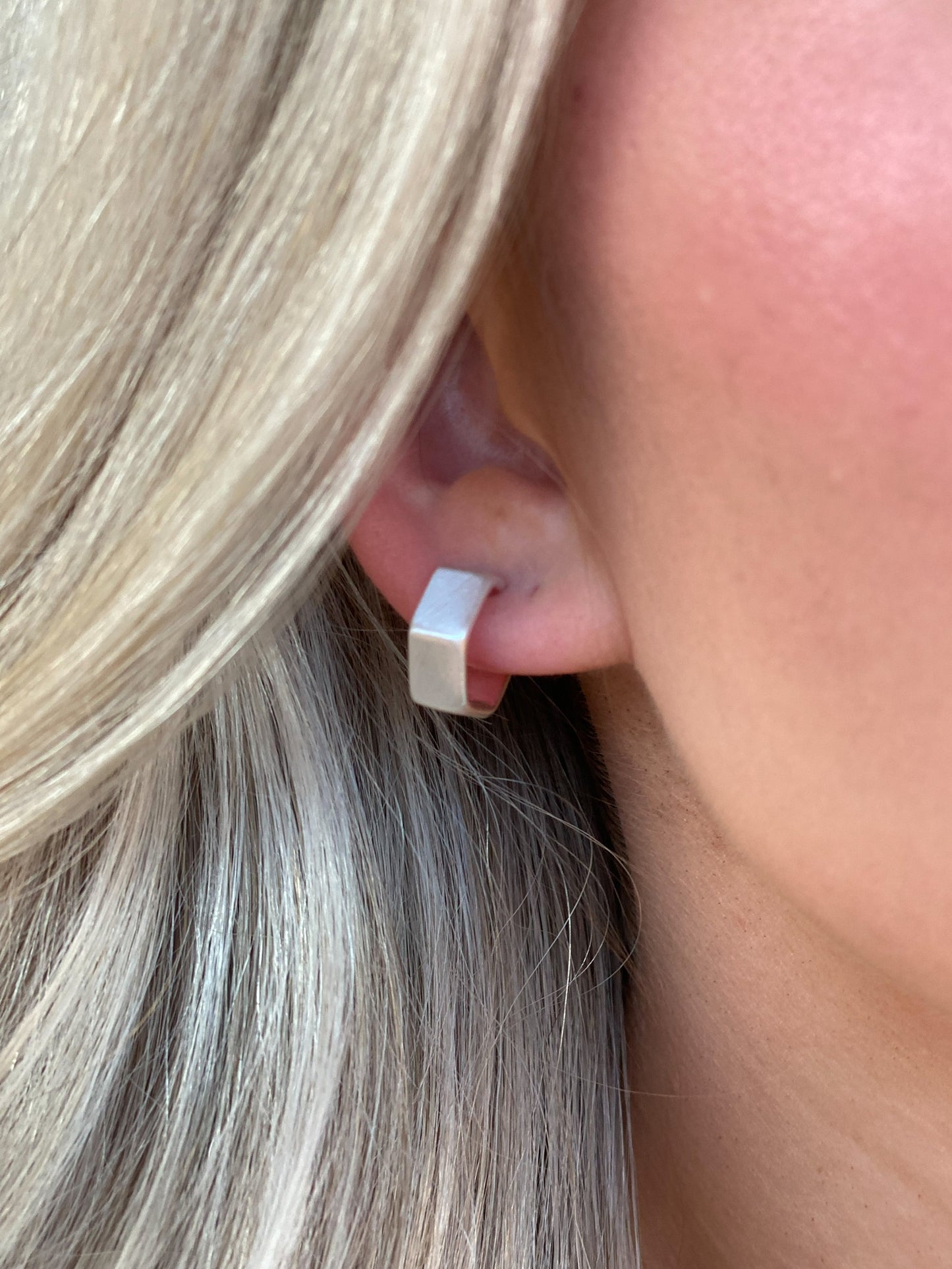 Julia Earring SILVER