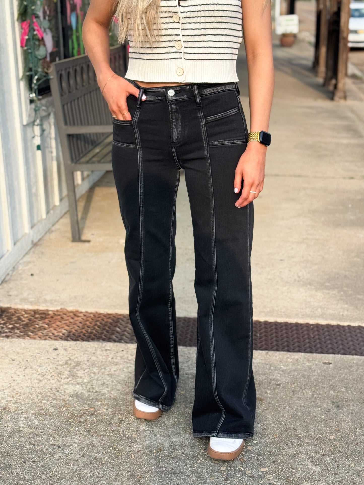 Run The World Jean
