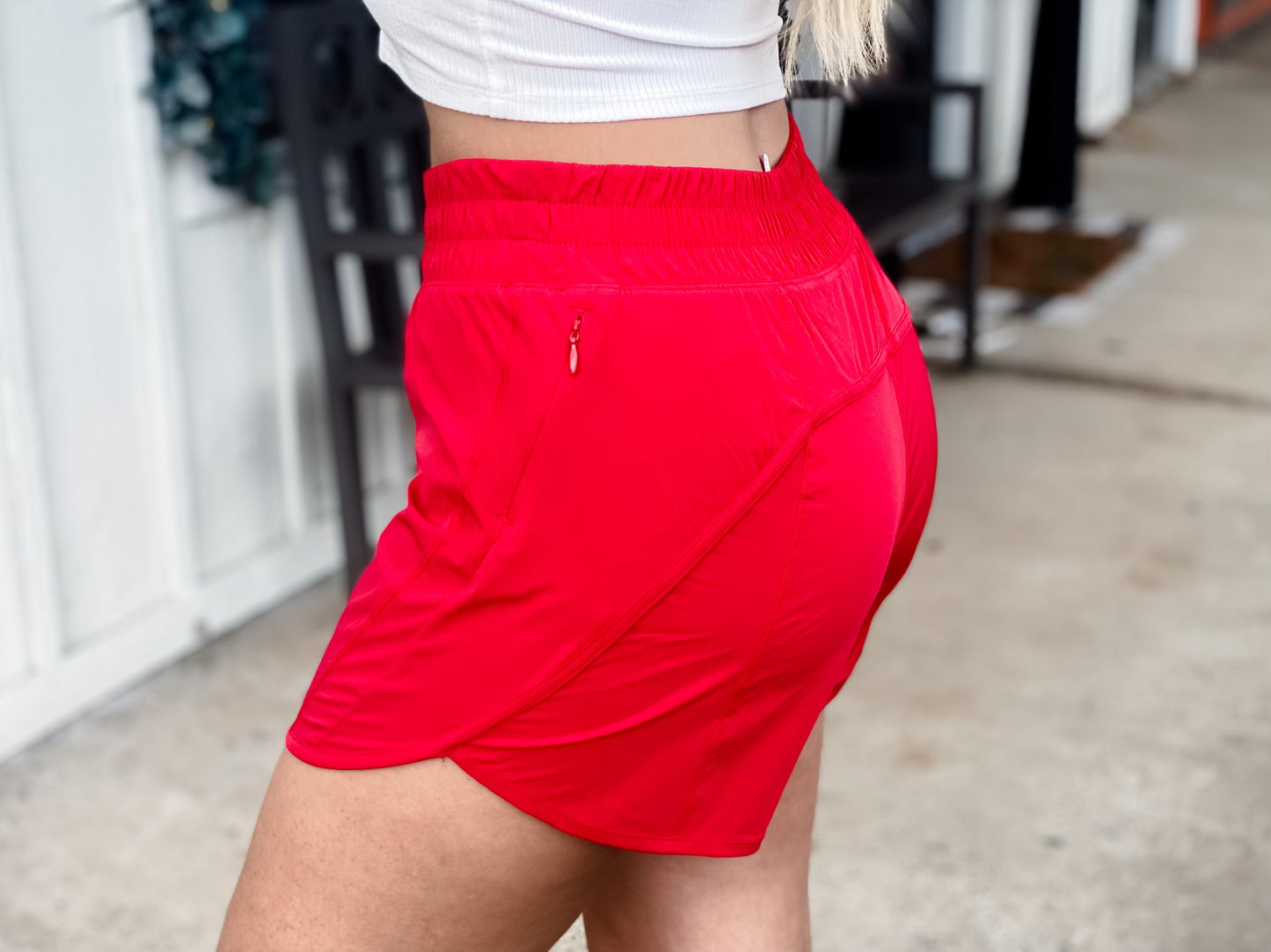 Hot To Trot Athletic Shorts CHERRY RED