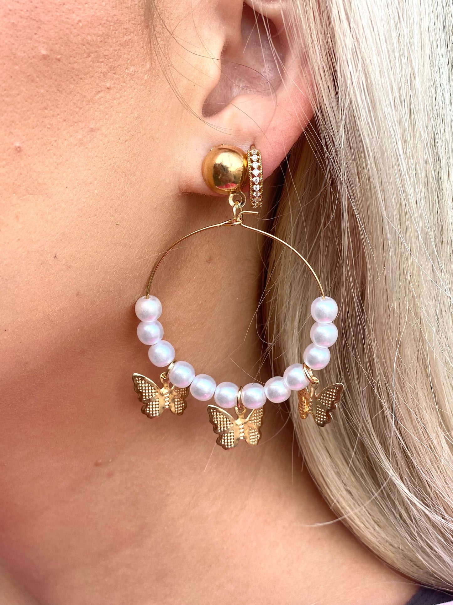 Fly Away Pearl Earring