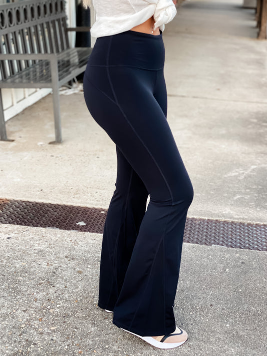 Strut Like That Flare Leggings