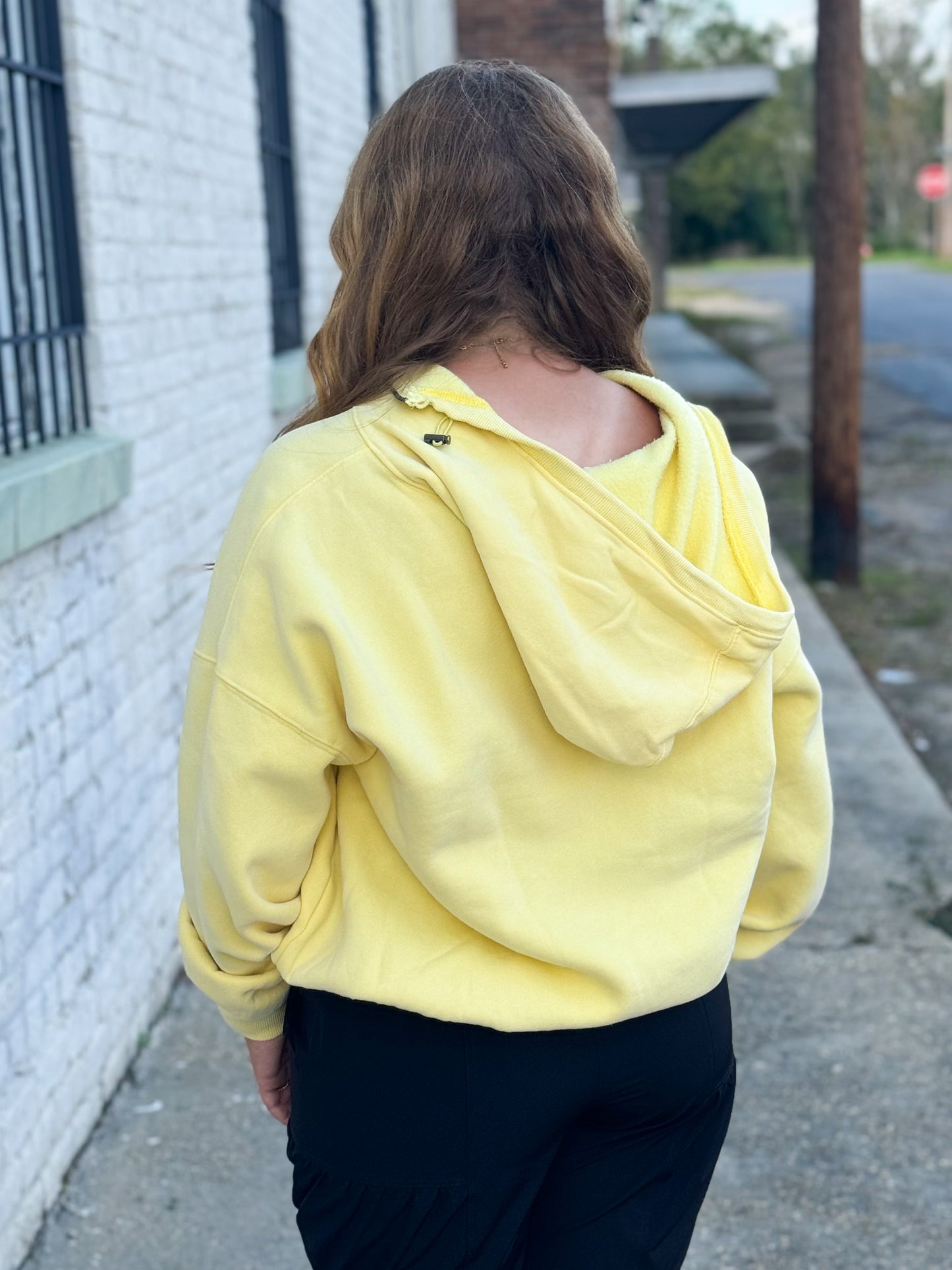 My Best Behavior Pullover LEMON