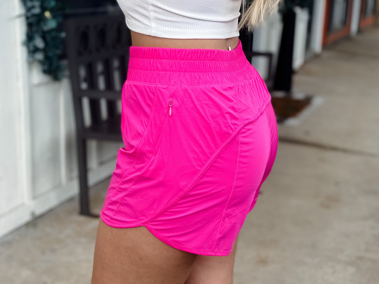 Hot To Trot Athletic Shorts SONIC PINK